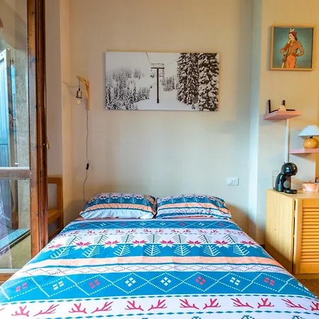 Happy Guest - Pink Mountain Presolana